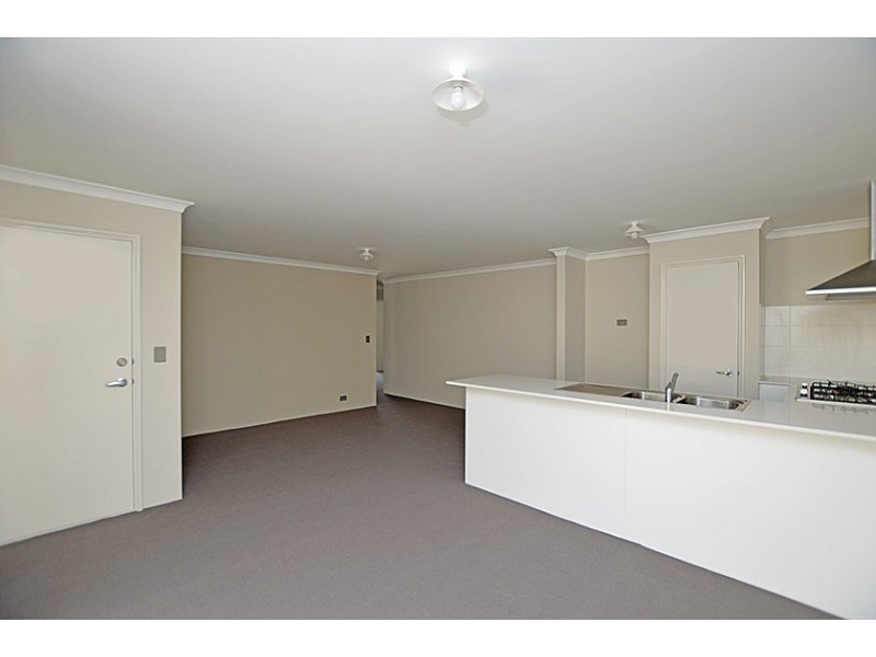 1/15 Framfield Way, Balga WA 6061