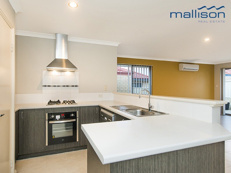 1/20 Fraser Road North, Canning Vale WA 6155