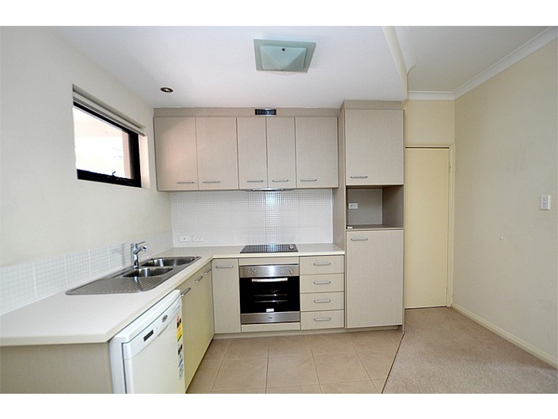 7/9 Linkage Avenue, Cockburn Central WA 6164