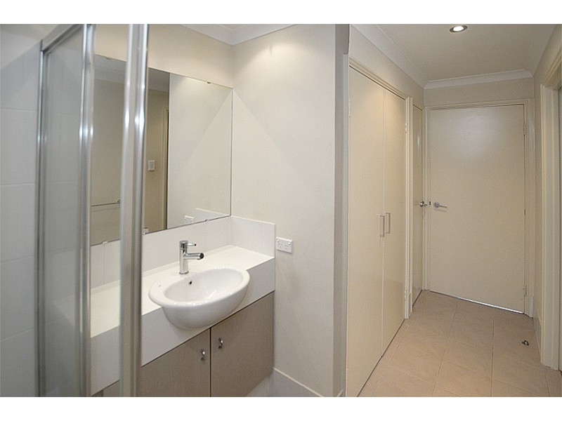 7/9 Linkage Avenue, Cockburn Central WA 6164