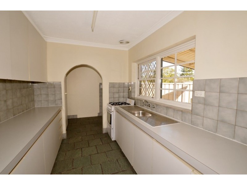 129 Nicholson Road, Lynwood WA 6147