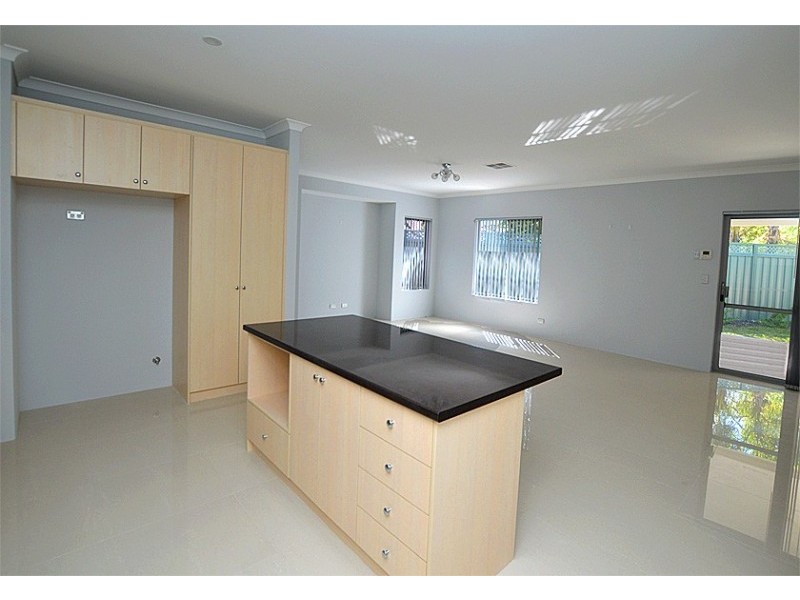 18B Hicks Road, Kelmscott WA 6111