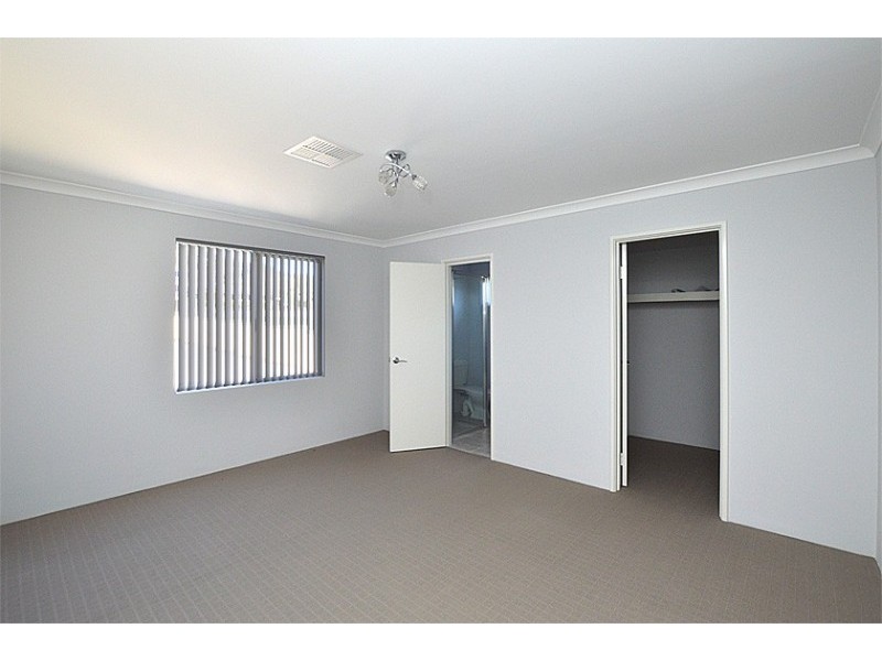 18B Hicks Road, Kelmscott WA 6111