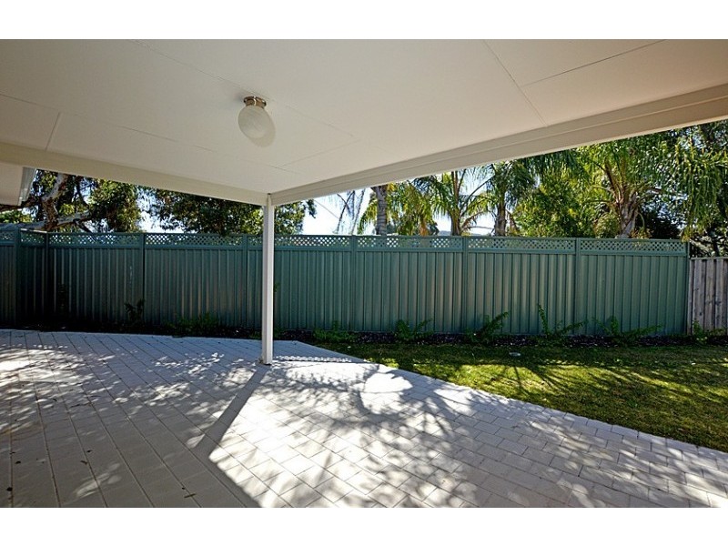 18B Hicks Road, Kelmscott WA 6111