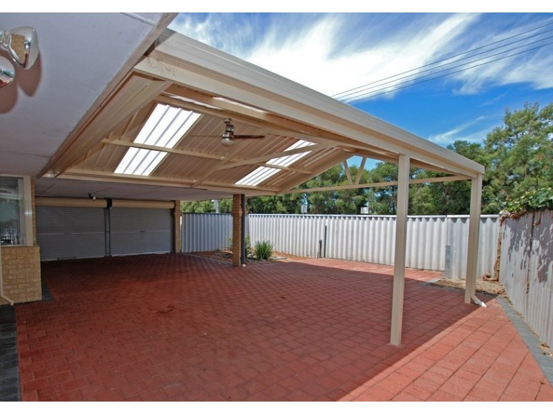 8 Selway Place, Brentwood WA 6153