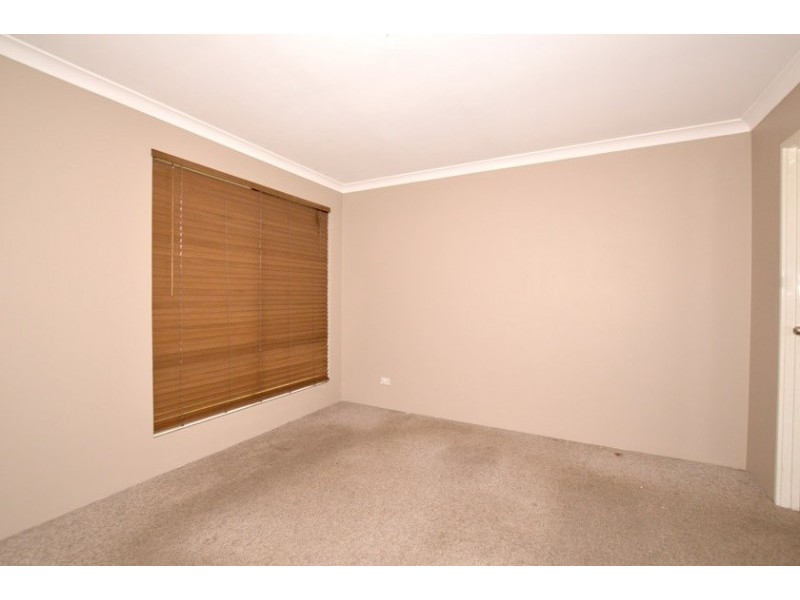 5 Parilla Court, Greenfields WA 6210