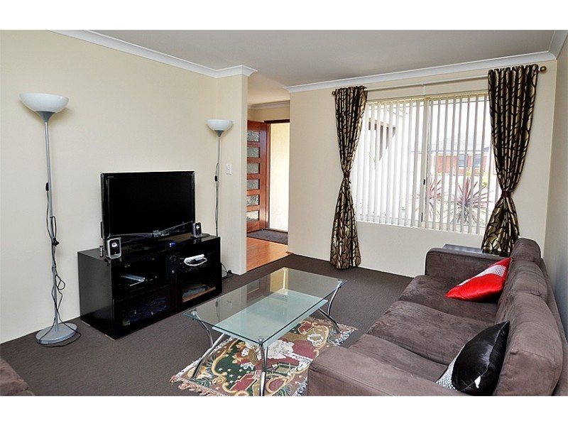 1 Emmet Parkway, Canning Vale WA 6155