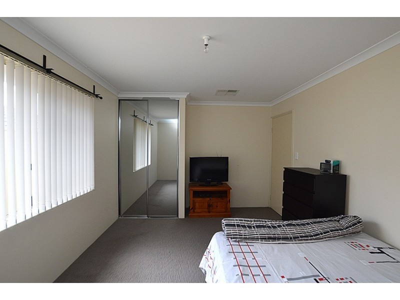 1 Emmet Parkway, Canning Vale WA 6155