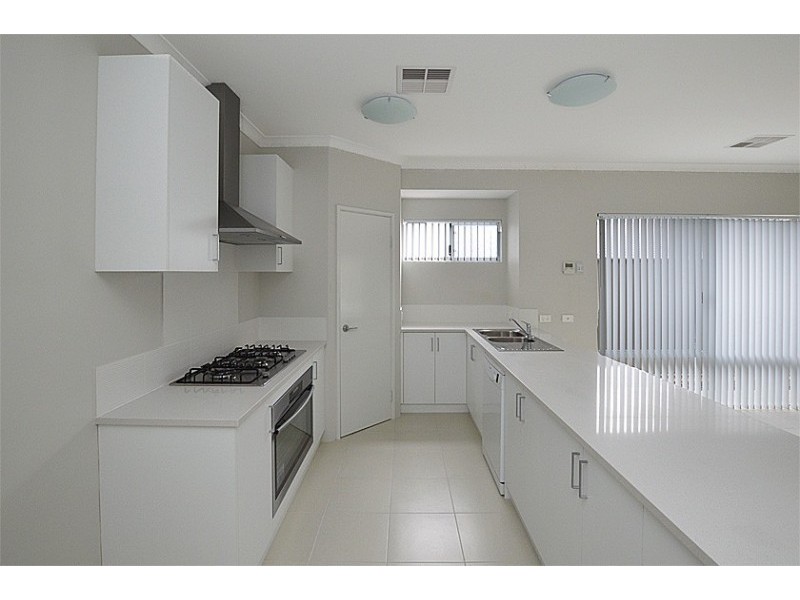 58 Tiliqua Crescent, Wandi WA 6167