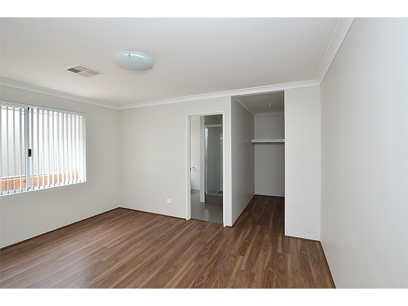 58 Tiliqua Crescent, Wandi WA 6167