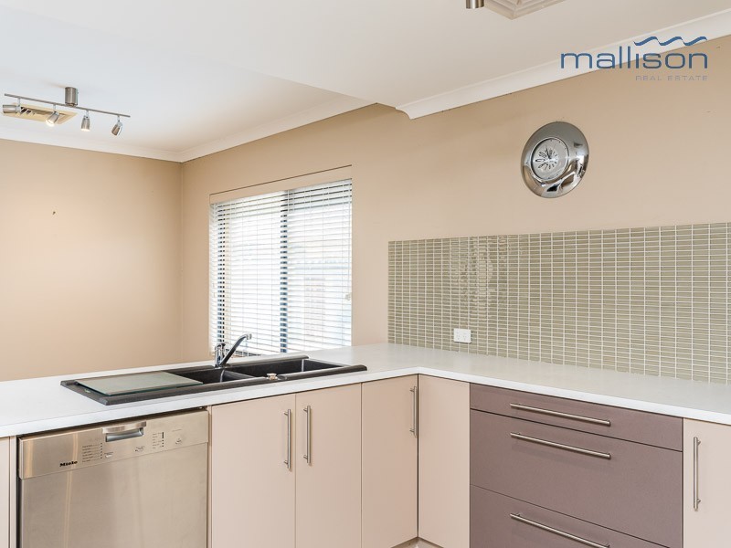 37 St Albans Promenade, Canning Vale WA 6155