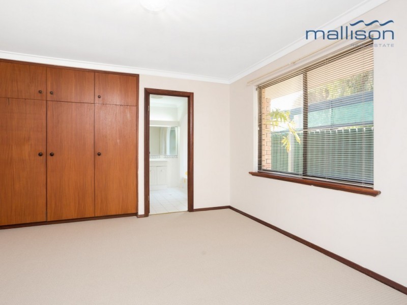 31 Findlay Road, Leeming WA 6149