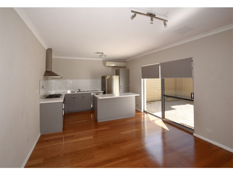 9 Tarn Drive, Canning Vale WA 6155