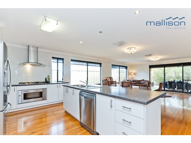 2 Crested Turn, Harrisdale WA 6112