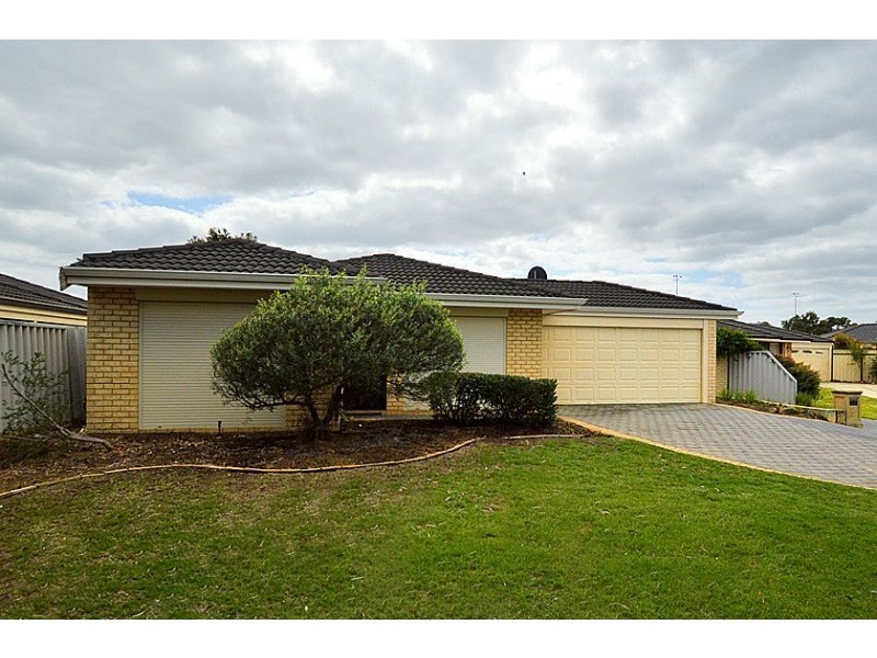 2 Cavenagh Court, Beckenham WA 6107