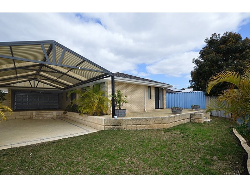 2 Cavenagh Court, Beckenham WA 6107