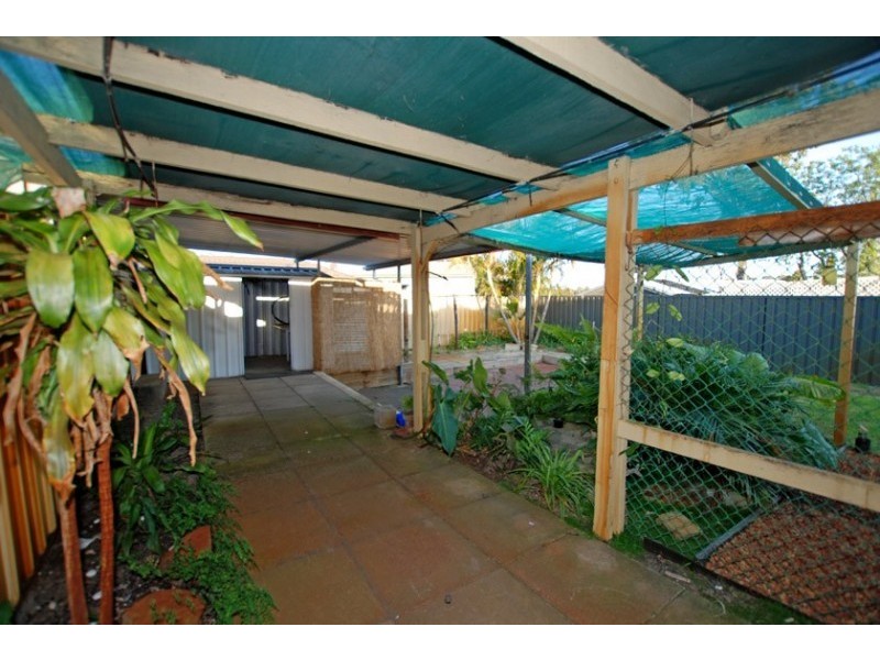 6 Escalus Street, Coolbellup WA 6163