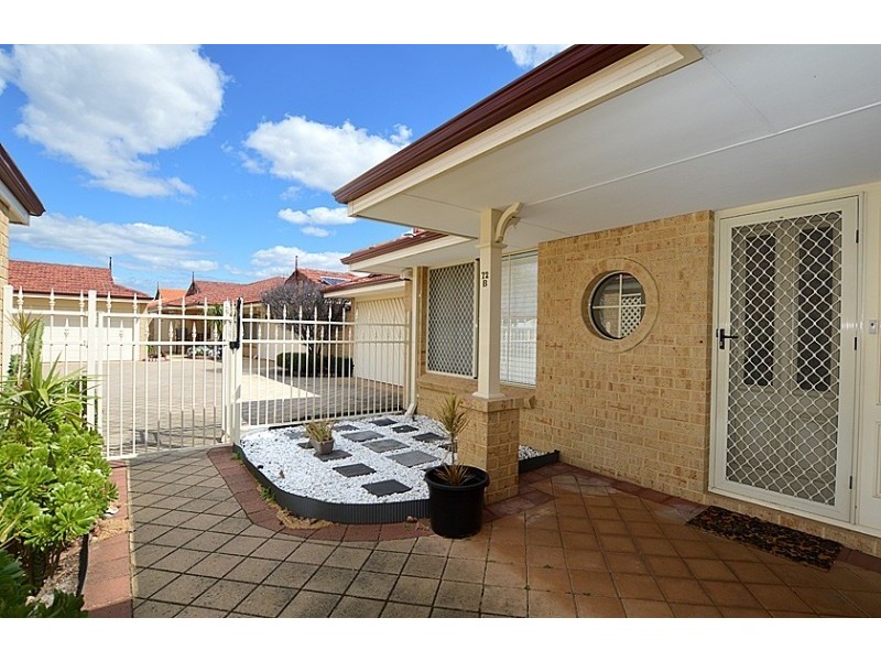 B/72 Towncentre Drive, Thornlie WA 6108