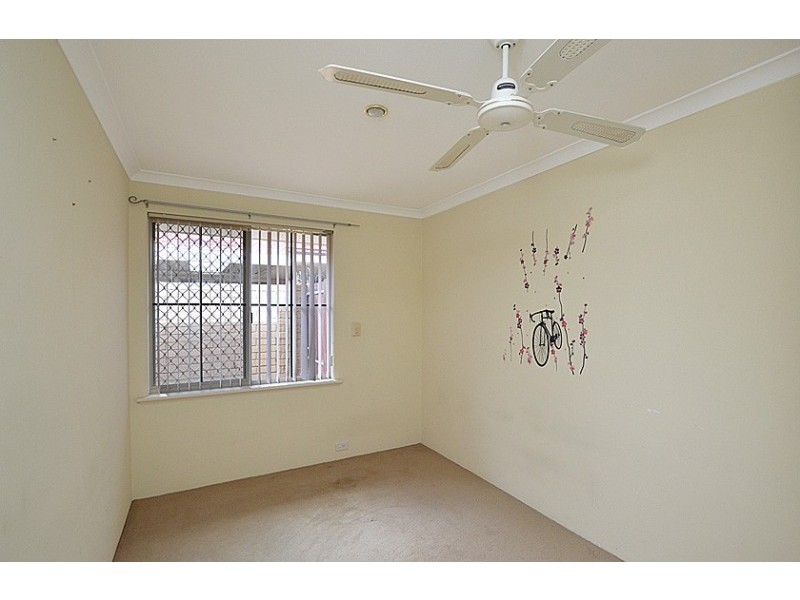 B/72 Towncentre Drive, Thornlie WA 6108