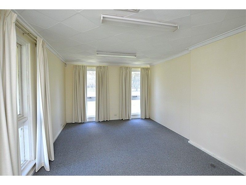 13 Lake Road, Champion Lakes WA 6111