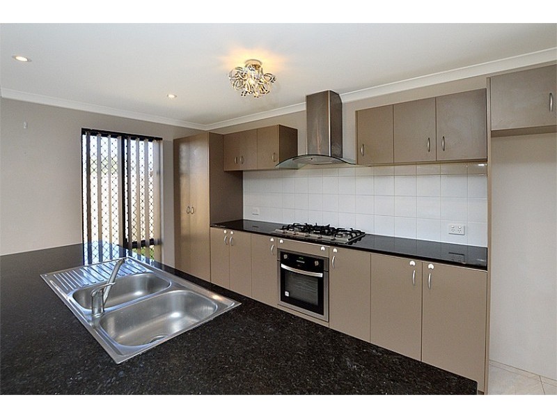 1 Bunratty Link, Canning Vale WA 6155