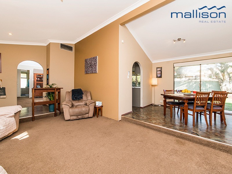4/16 Miller Place, Booragoon WA 6154