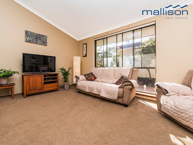 4/16 Miller Place, Booragoon WA 6154
