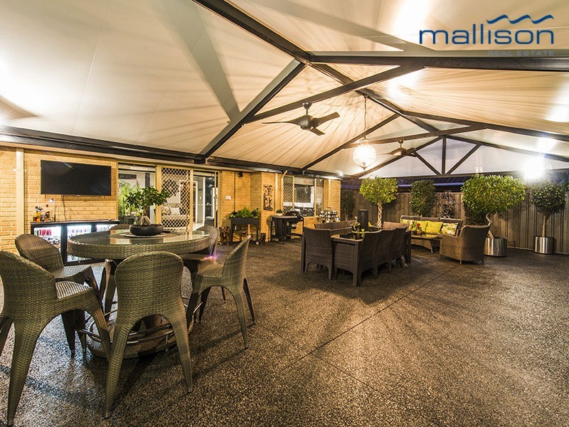 22 Central Park Avenue, Canning Vale WA 6155