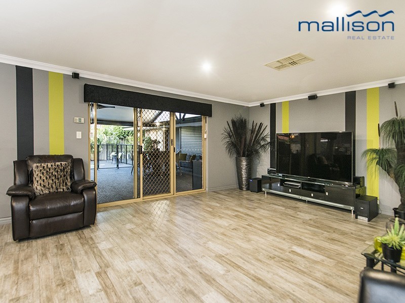 22 Central Park Avenue, Canning Vale WA 6155