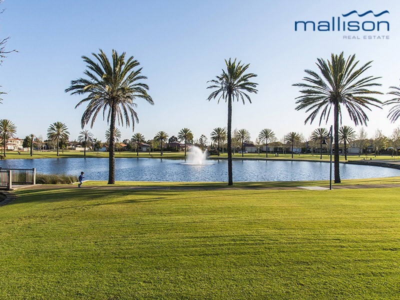 22 Central Park Avenue, Canning Vale WA 6155