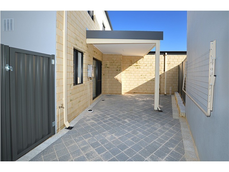 11/22 Rinaldo Crescent, Coolbellup WA 6163