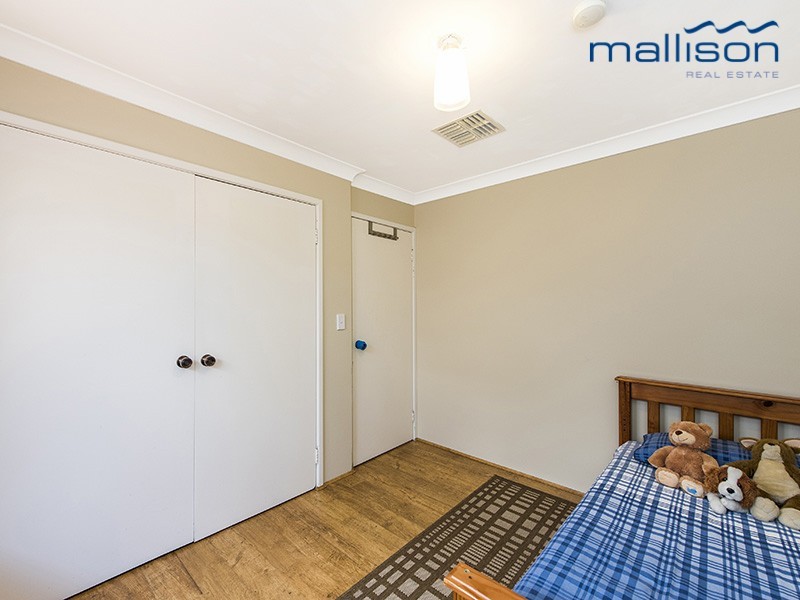 16 Westgate Court, Leeming WA 6149