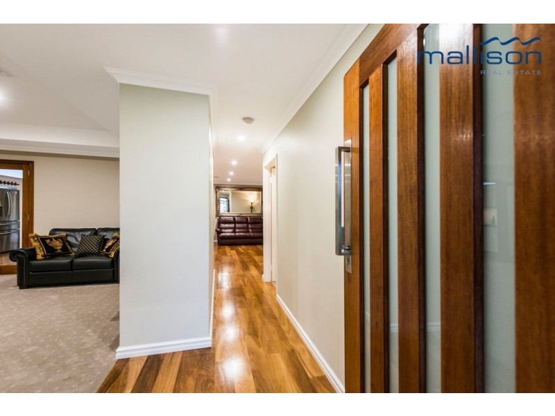 9 Walliabup Way, Bibra Lake WA 6163