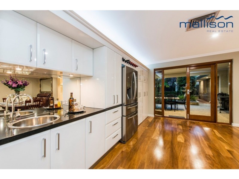 9 Walliabup Way, Bibra Lake WA 6163