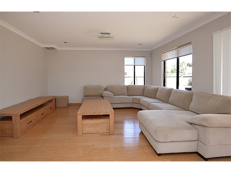 128 Daly Street, Belmont WA 6104