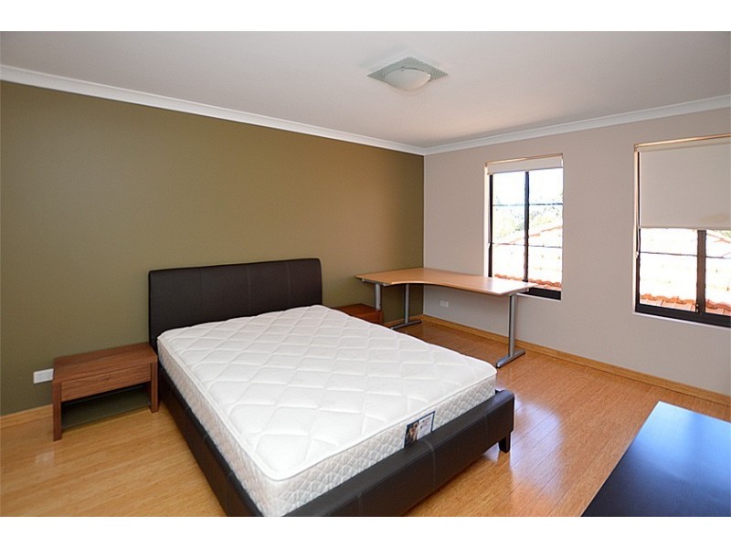 128 Daly Street, Belmont WA 6104