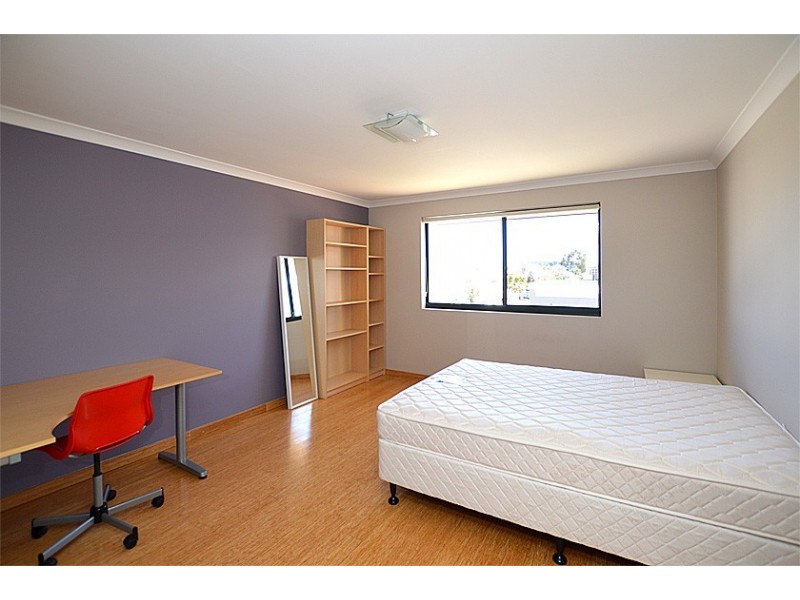 128 Daly Street, Belmont WA 6104