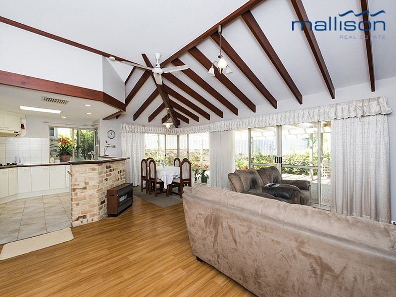 11 Blaize Close, Leeming WA 6149