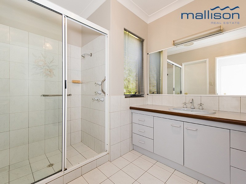 11 Blaize Close, Leeming WA 6149