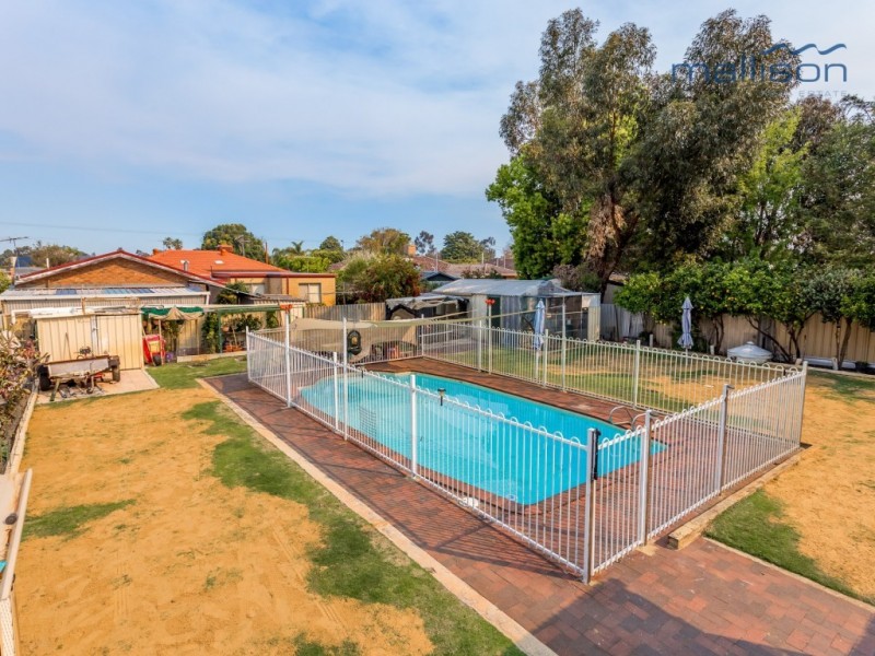 45 Hughenden Drive, Thornlie WA 6108