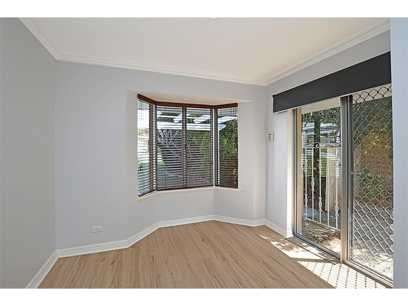 22 Ranford Street, Kelmscott WA 6111