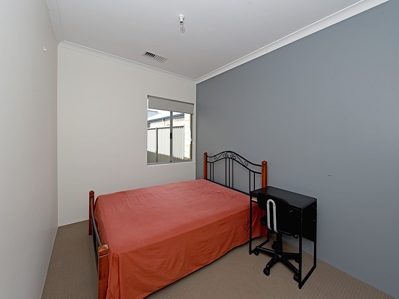 34 Goldfields Loop, Wandi WA 6167