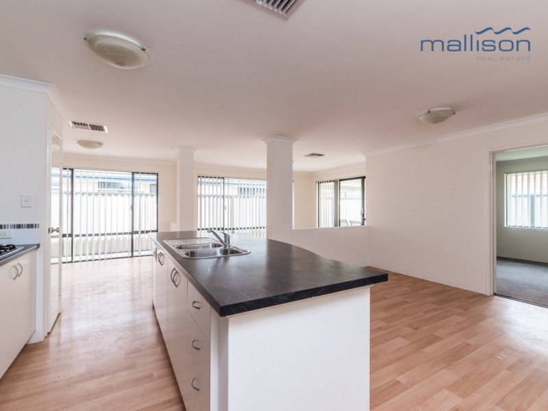 6 Atkinson Way, Canning Vale WA 6155