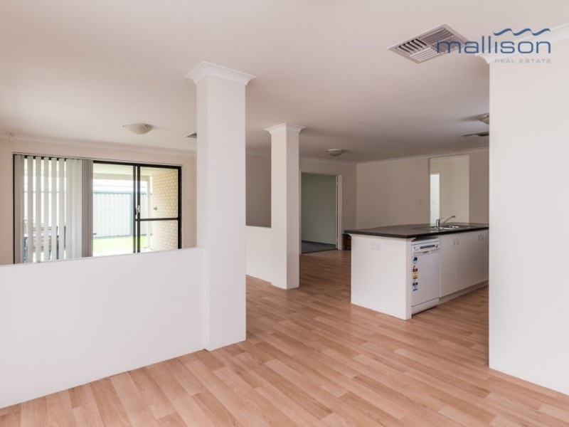 6 Atkinson Way, Canning Vale WA 6155
