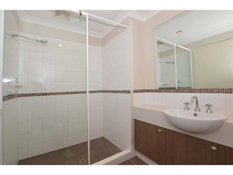 12/6 Ibera Way, Success WA 6164