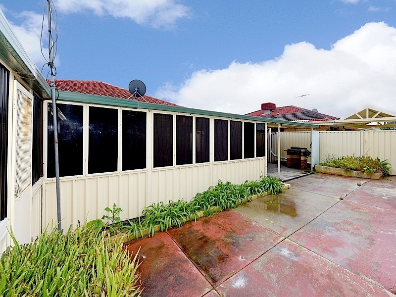 38 Charnley Gardens, Waikiki WA 6169