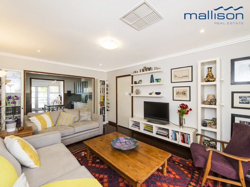 8A Rankin Way, Booragoon WA 6154