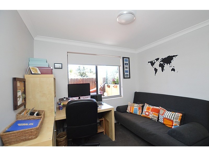 4/307 Rockingham Road, Spearwood WA 6163