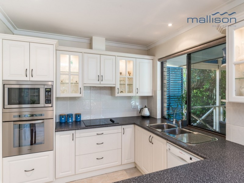 66 Connemara Drive, Thornlie WA 6108