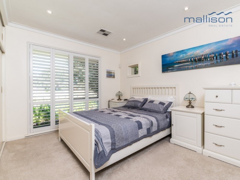66 Connemara Drive, Thornlie WA 6108